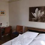 بيت ضيافة Gasthaus & 